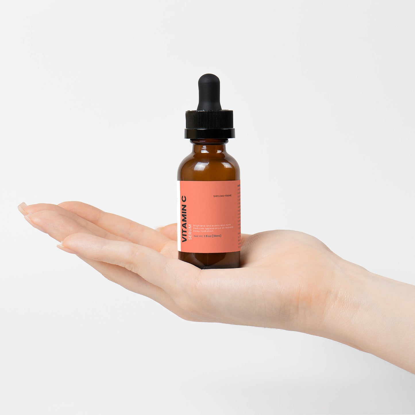 Vitamin C Serum – Brightening facial serum to fade dark spots and boost glow | Shiylohe-Femme